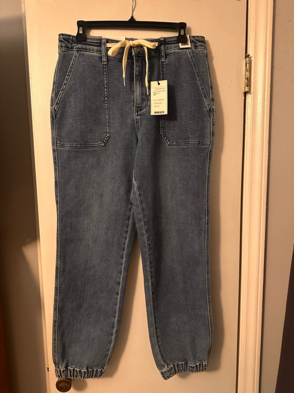 Judy Blue Medium Blue Denim Jogger with Cream Drawstring